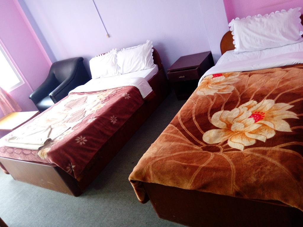 Hotel Pokhara Peace Katmandou Extérieur photo
