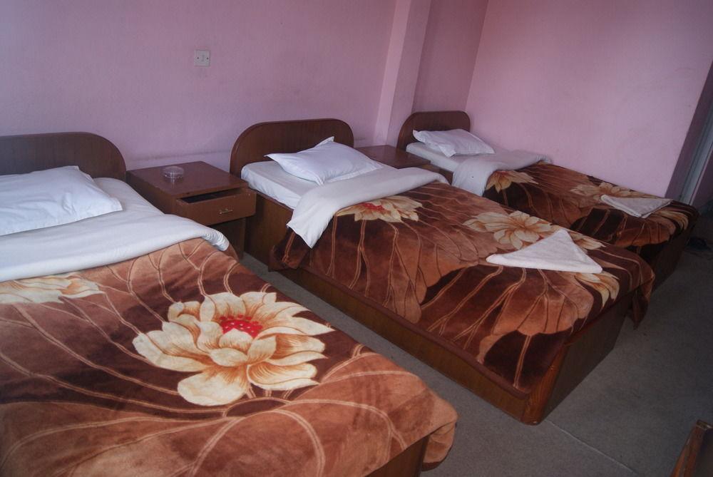 Hotel Pokhara Peace Katmandou Extérieur photo