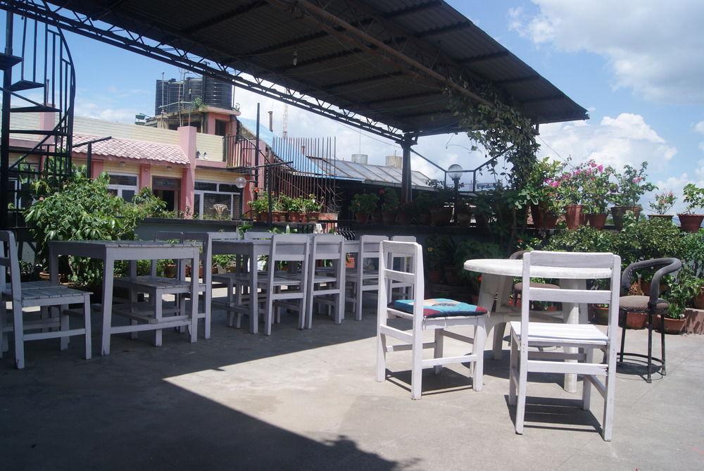 Hotel Pokhara Peace Katmandou Extérieur photo