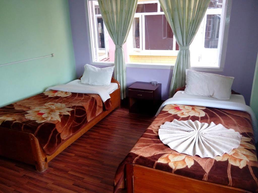 Hotel Pokhara Peace Katmandou Extérieur photo