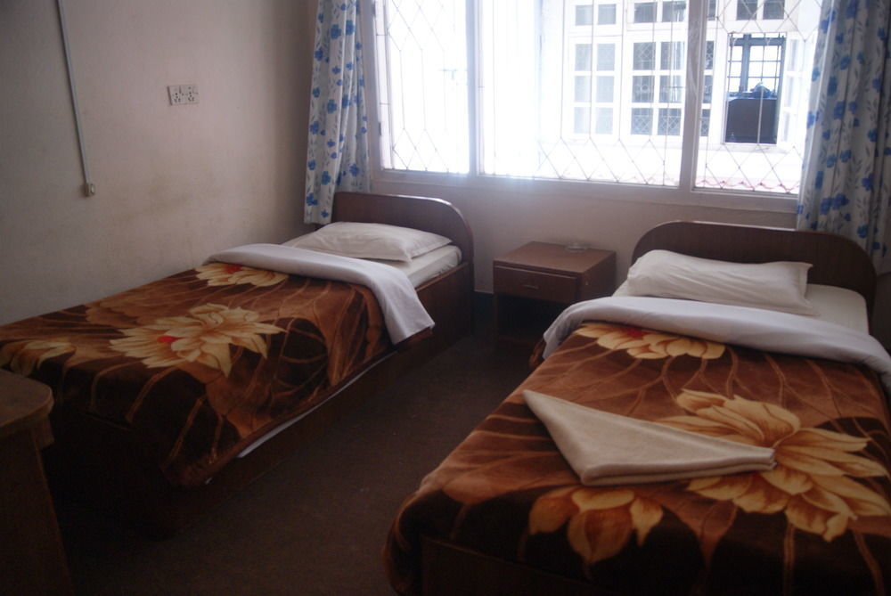 Hotel Pokhara Peace Katmandou Extérieur photo